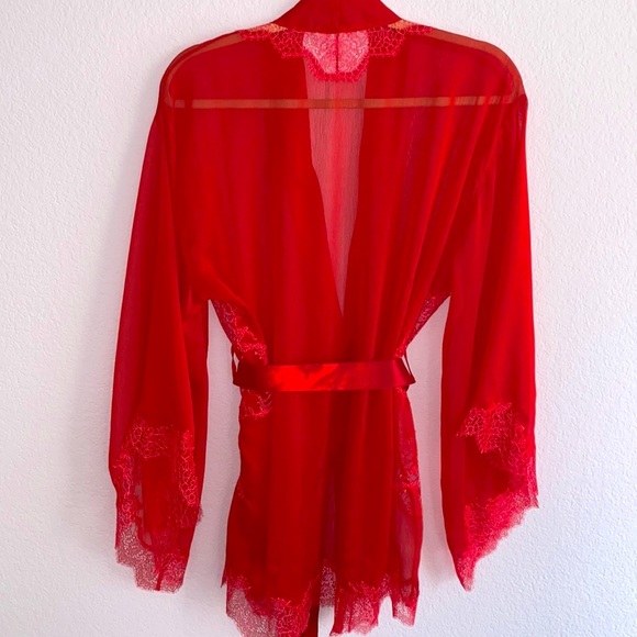 Rare Chantilly VS Lace Trim Short Robe Kimono One Size Red - Picture 8 of 8